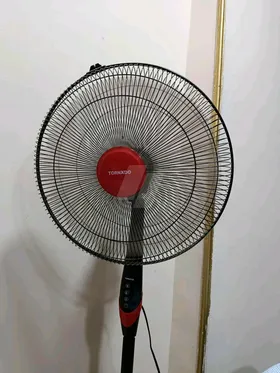 مروحة تورنيدو استاند