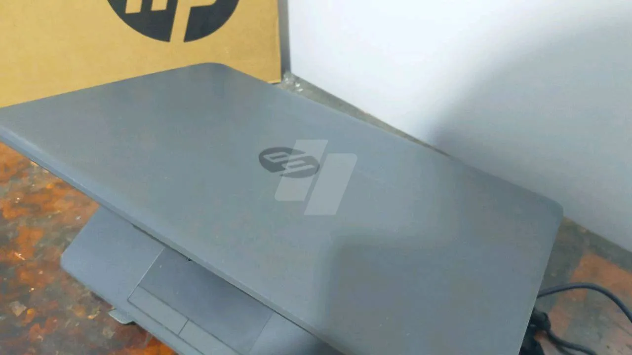 https://4swapp.azureedge.net/4swapp/media/cover/638882267313319424/d1d1383f-7f6b-4f79-9627-06f90d8e5776