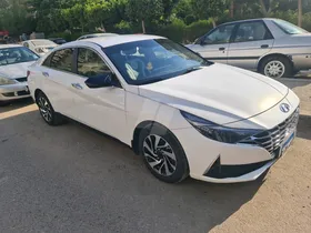 Hyundai Elantra CN7 2022