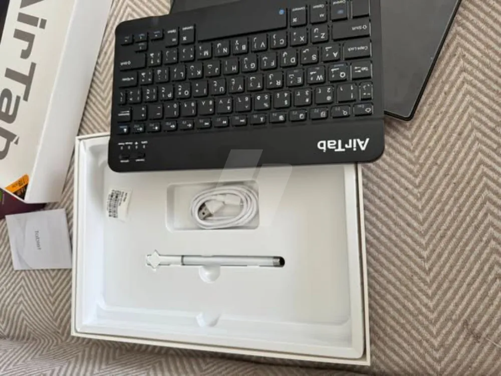 https://4swapp.azureedge.net/4swapp/media/cover/638882743909941296/f7f28abb-aff8-425b-9deb-053d8216fa3b
