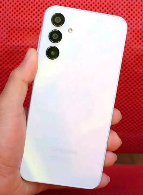 https://4swapp.azureedge.net/4swapp/media/cover/638882998535496488/9532b949-1c7c-405e-a2e9-44442c11e385