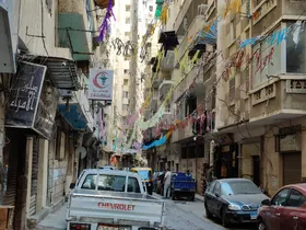 محل للبيع 