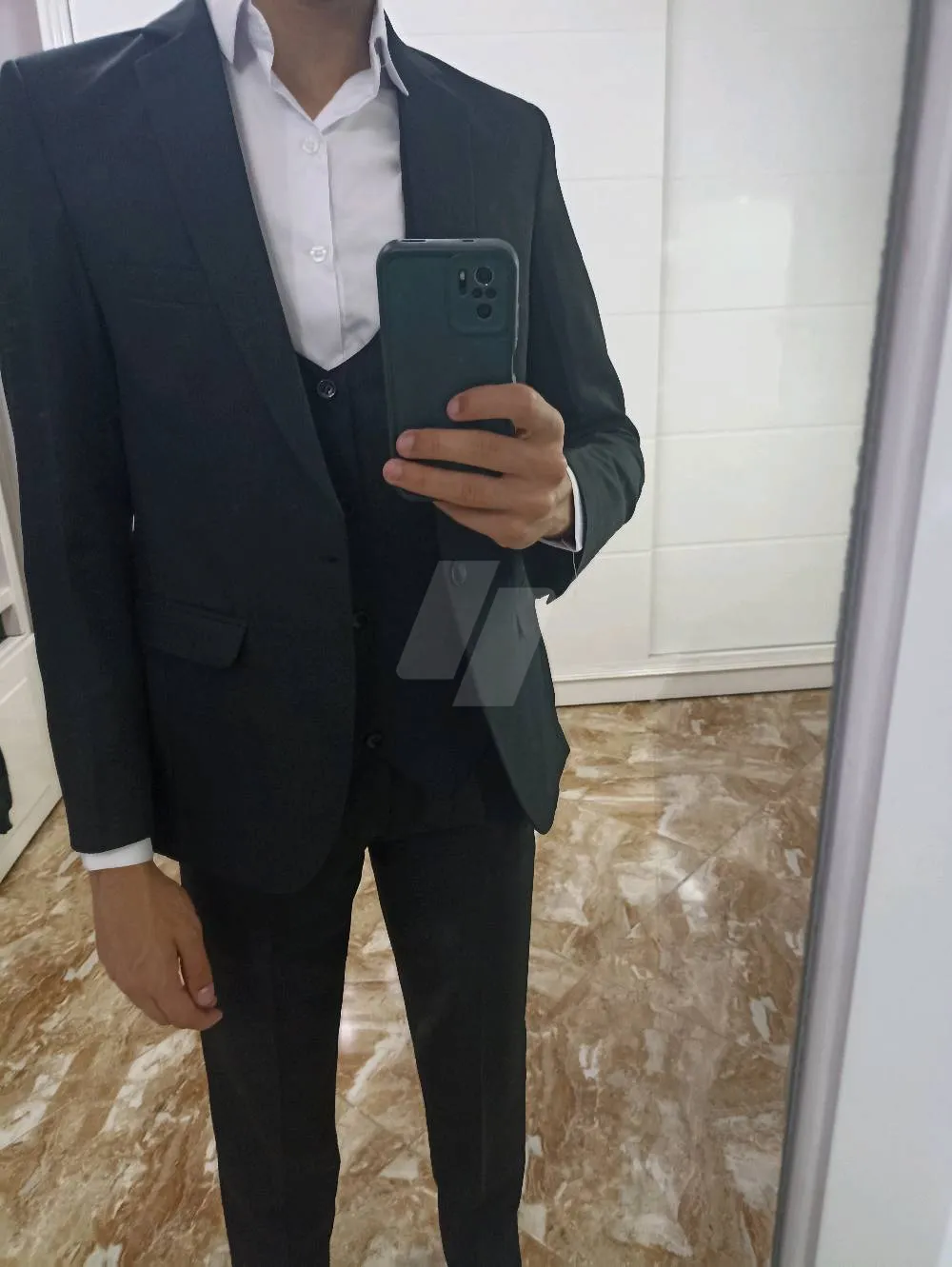 https://4swapp.azureedge.net/4swapp/media/cover/638883091348393579/3bd9886e-eef7-4b9e-b946-8d0d68c987cc