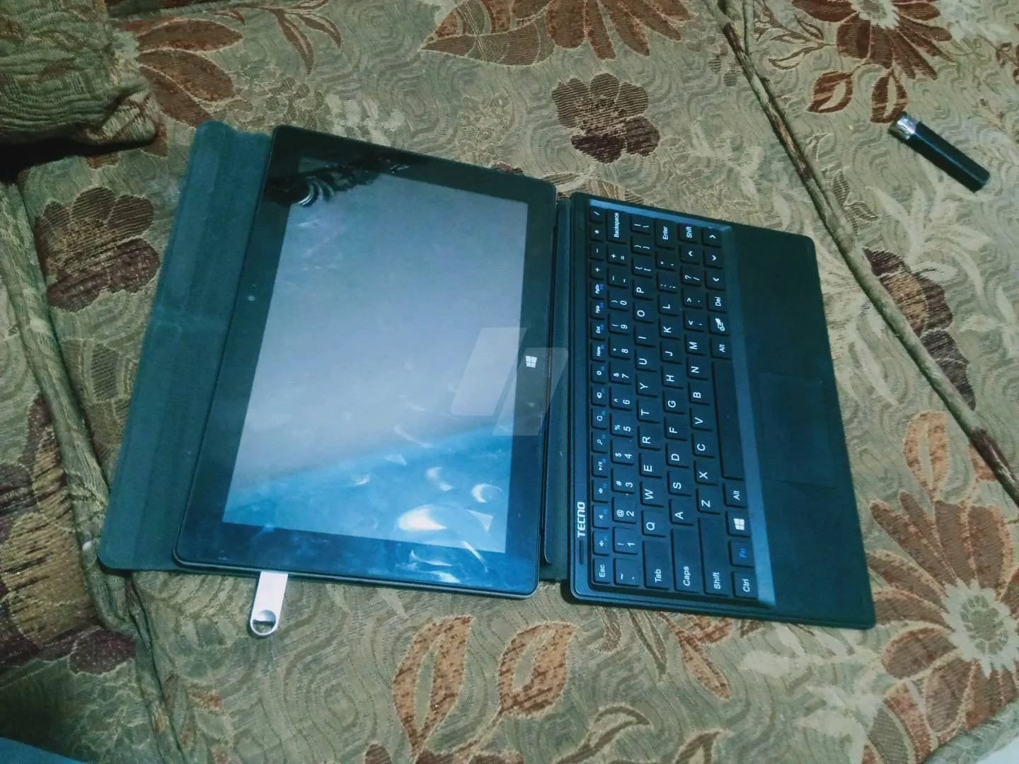 https://4swapp.azureedge.net/4swapp/media/cover/638883114256882194/a4b192aa-f2bd-4a96-b4ce-8c22d6db7277