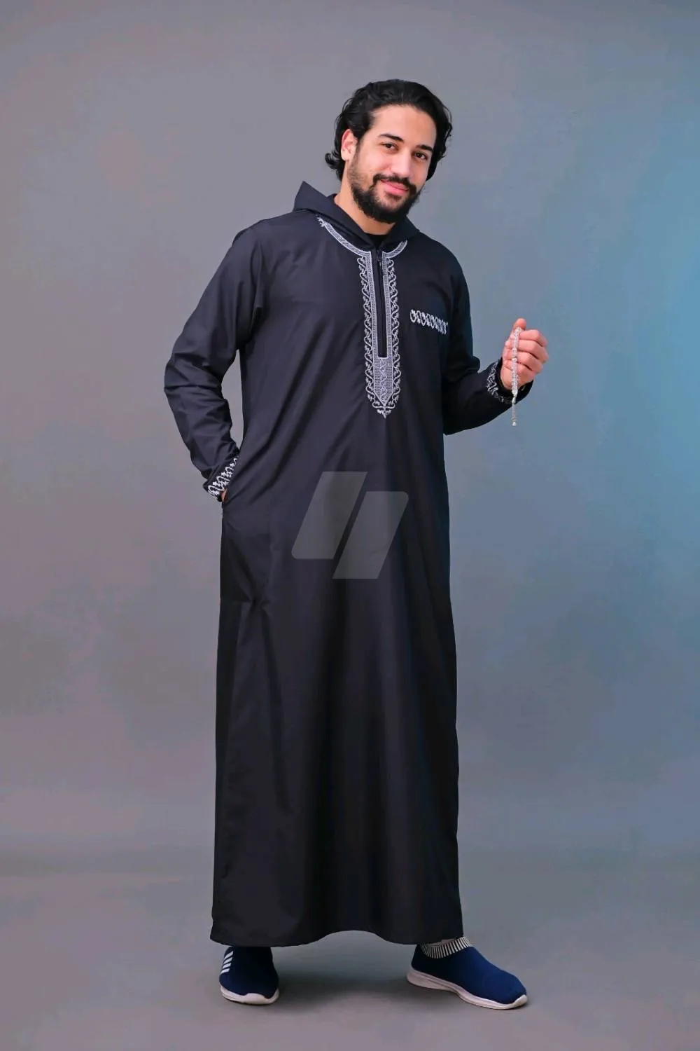 https://4swapp.azureedge.net/4swapp/media/cover/638883375479779947/2a2a49c5-ecc6-4c79-bd03-8441c2760131