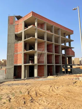 عياده ناصيه بأطلاله ع طريق السويس