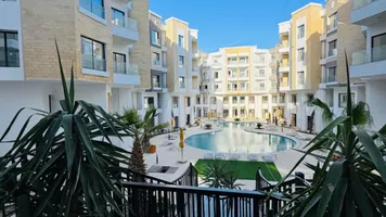  شقة غرفتين وصالة 90 متر pool view ب Aqua infinity تقسيم الوزراء بالاحياء الغردقة استلام فوري