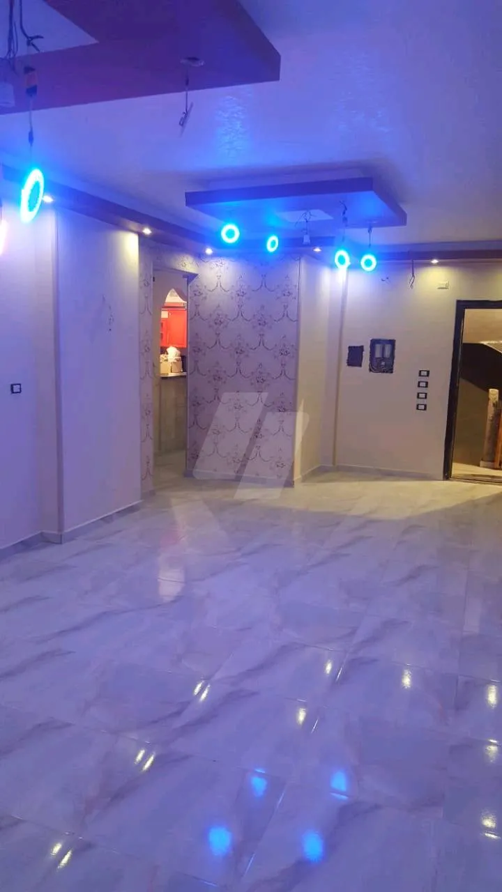 https://4swapp.azureedge.net/4swapp/media/cover/638886418424956986/0fc4a109-b251-43ac-aeb4-b45eeb8792af
