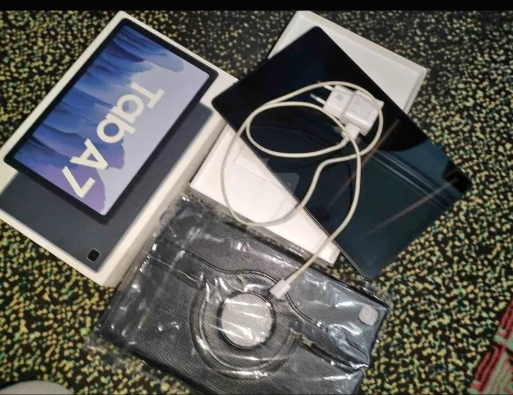 https://4swapp.azureedge.net/4swapp/media/cover/638887249144198322/89b4d5ea-7bc6-41ed-b732-3b8633e81a2e