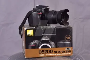 نيكون D5200