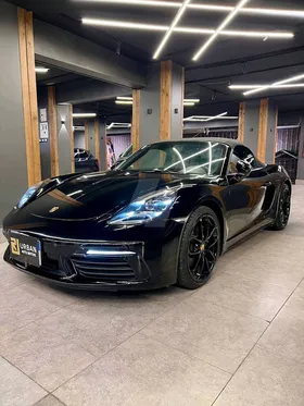 Porsche 718 Boxster GTS 2024