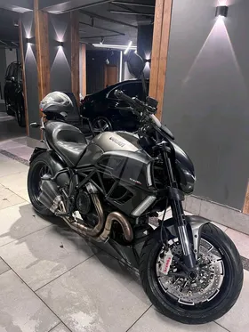 DUCATI DIavel strada 2014