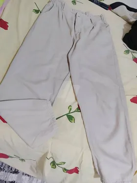 بنطلون جينز حريمي
