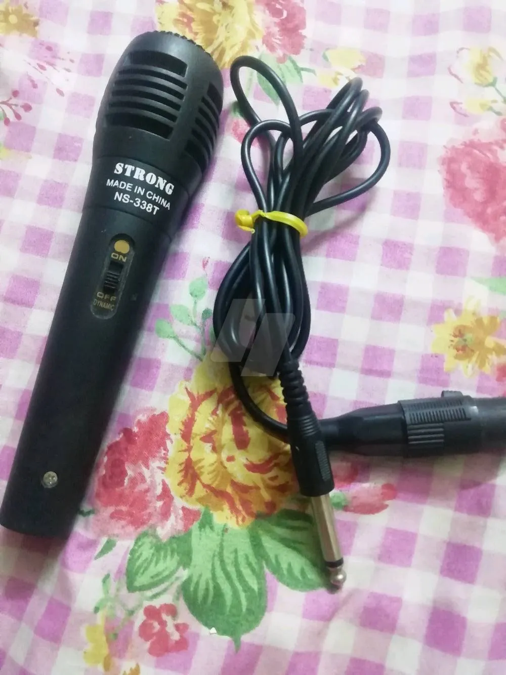 https://4swapp.azureedge.net/4swapp/media/cover/638898767145218809/f9763a43-3ff4-422a-bd60-119b606ae031