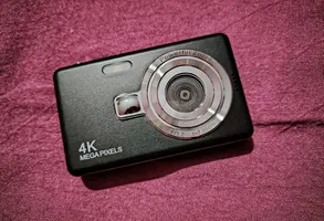 Digital Camera 
