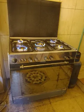 بوتجاز ٥ عيون بحالة ممتازة 