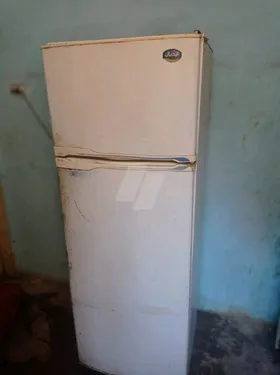 ثلاجة ايديال 