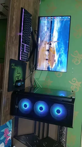pc للبيع 