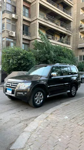 Mitsubishi Pajero 2021