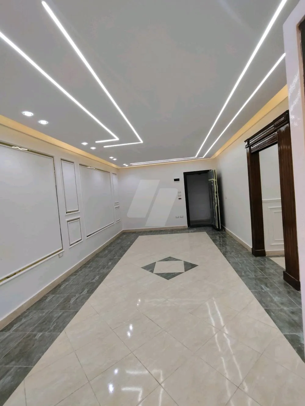 https://4swapp.azureedge.net/4swapp/media/cover/638901131691365312/85ffd6ee-2f17-44c5-ad20-3519ded435ec