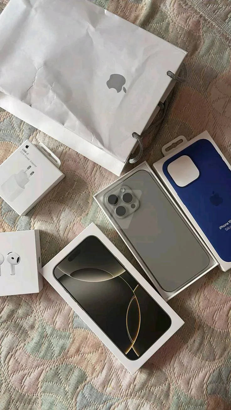 https://4swapp.azureedge.net/4swapp/media/cover/638907589203789136/c8011857-9d78-4a55-9315-159bc476139b