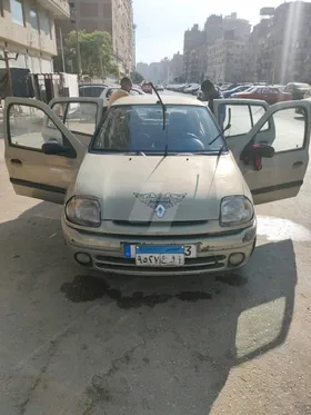 Renault _ Clio 2002