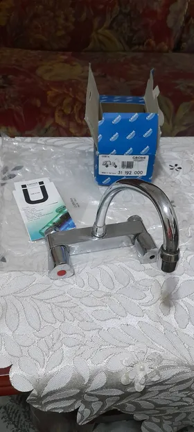 خلاط مياه حائطى جروهى 