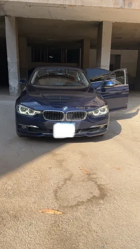 BMW _ 318i 2019
