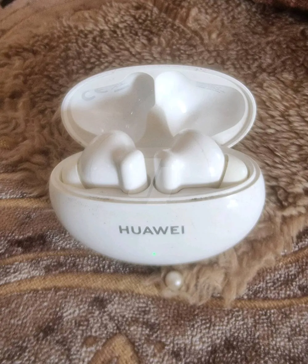 https://4swapp.azureedge.net/4swapp/media/cover/638915519813701548/d00f0af7-aa3e-45f1-a353-3d10b6fa36f6