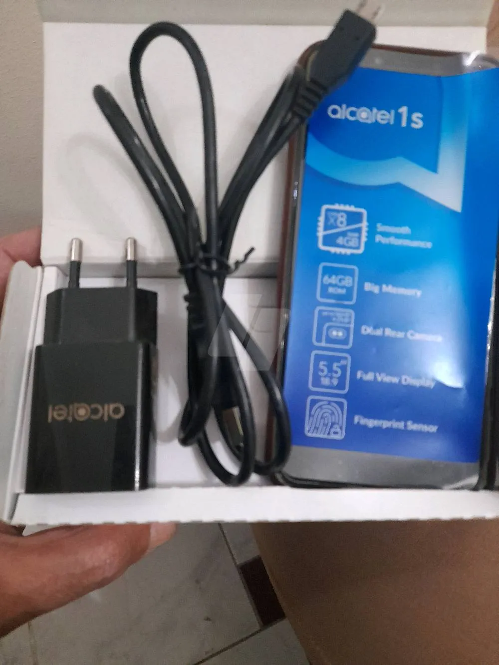 https://4swapp.azureedge.net/4swapp/media/cover/638915805707754185/26256ed6-e366-40f3-94e2-db352e87b032