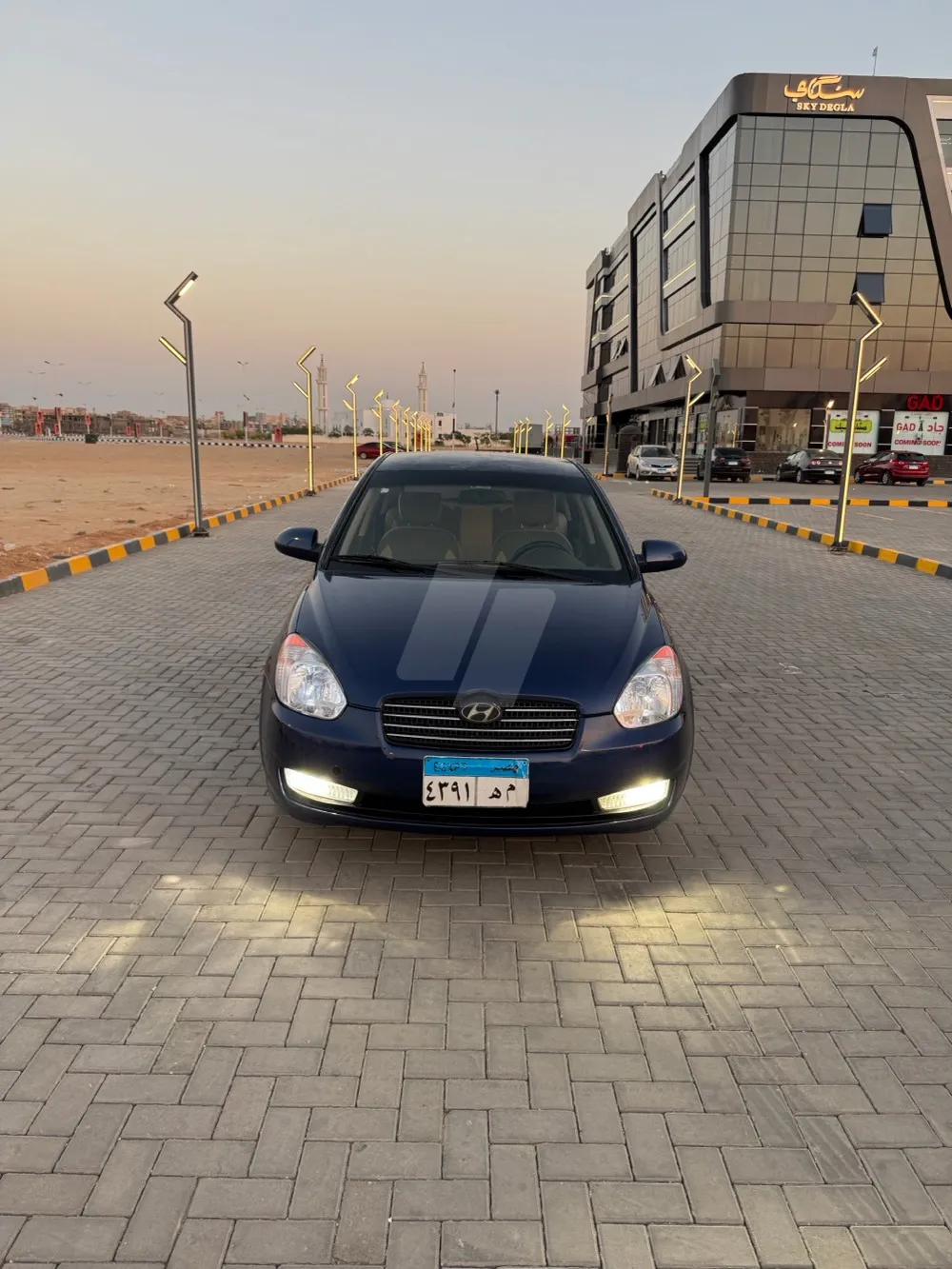 https://4swapp.azureedge.net/4swapp/media/cover/638919025963485325/fe6d9b0c-ba92-4b1b-8a52-a9c91a4e59d0