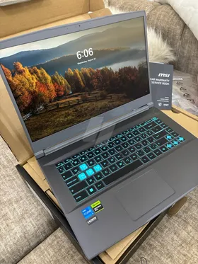 MSI THIN 15 B12UCX