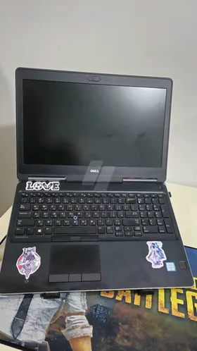 Dell precision 7520