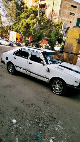  Nissan _ Datsun _ 1981