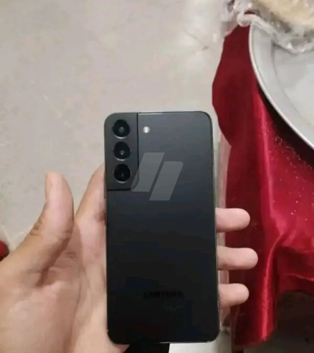 https://4swapp.azureedge.net/4swapp/media/cover/638921002926314783/562d019e-cbd3-444a-8c66-4d36a5e96507