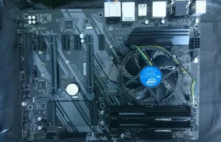 Intel Core i7-8700 - 16GB RAM - GIGABYTE H370 HD3