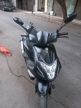 حوا r8 سكوتر 
