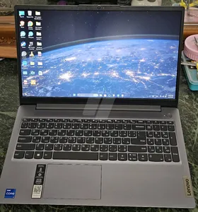 Lenovo IdeaPad Slim 3 15IRH8 