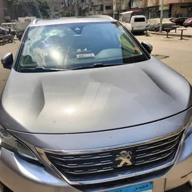  Peugeot _ 5008 _2020