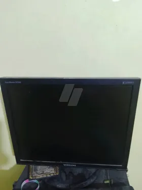 شاشه كمبيوتر