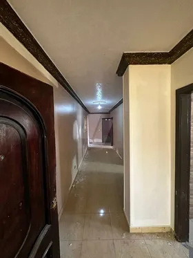 شقة في العبور 