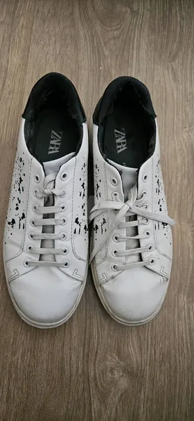 Zara Original casual white sneakers/shoes