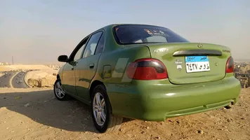Hyundai _ Accent 1999