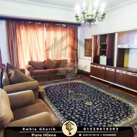 شقة للبيع 260 م رشدى – شارع سوريا – خطوات من البحر