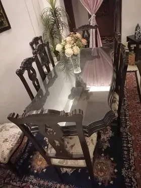 سفرة ٨ كراسي للبيع