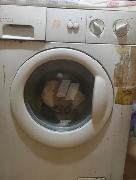 غساله زانوسي العبد 10كيلو مستعمله للبيع بحاله جيده 