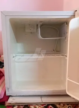 ثلاجه ميني بار
