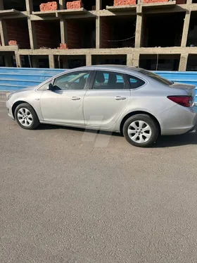  Opel _ Astra_2009