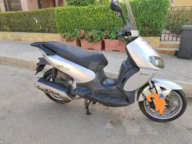 سكوتر بنلي 250 