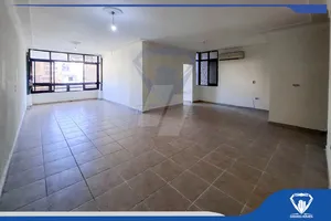 شقة للبيع -زيزينيا - عند كلية فنون جميلة - فيوهات مفتوحة -مرخصة